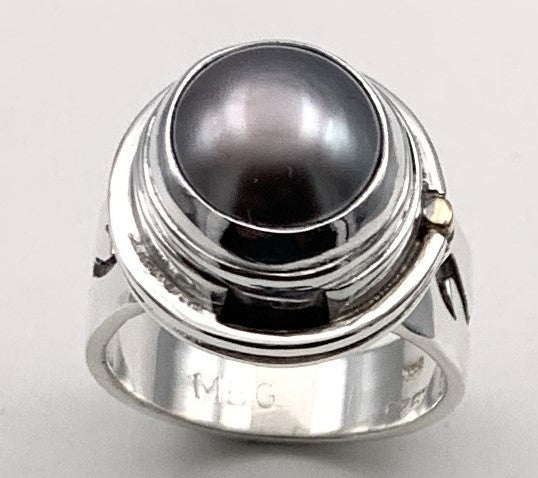 Black Tahitian Pearl Silver Ring