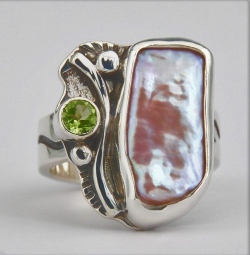 Baroque Pearl with Peridot Ring